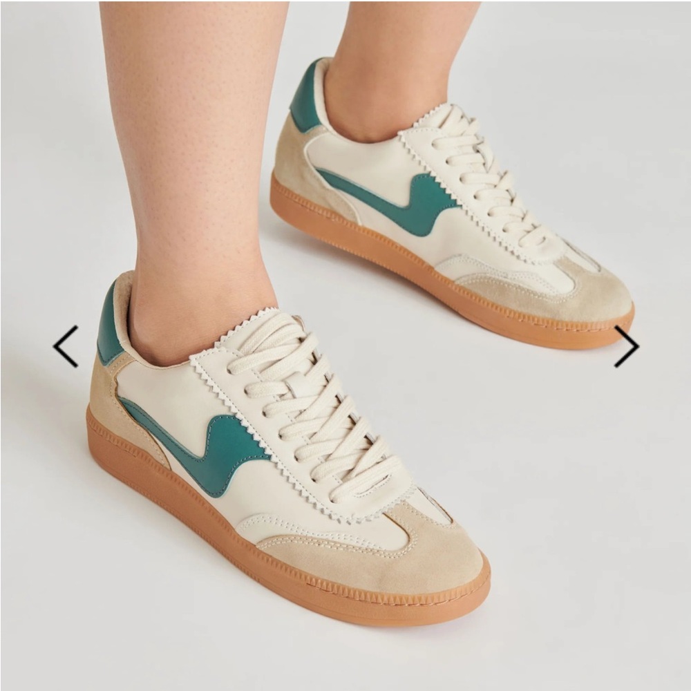 Dolce Vita Women's Green and Beige Notice Sneakers Size 6.5